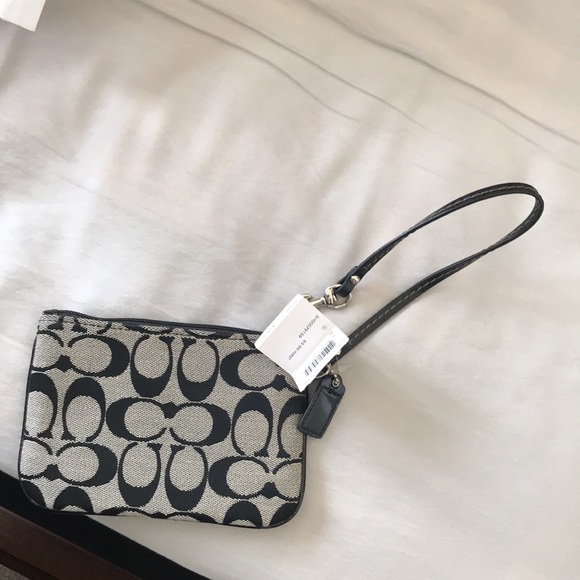 Coach Brand New mini purse - Picture 2 of 4